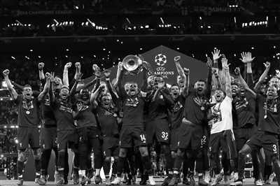 皇马vs曼城全场数据：射门8-8，控球率五五开