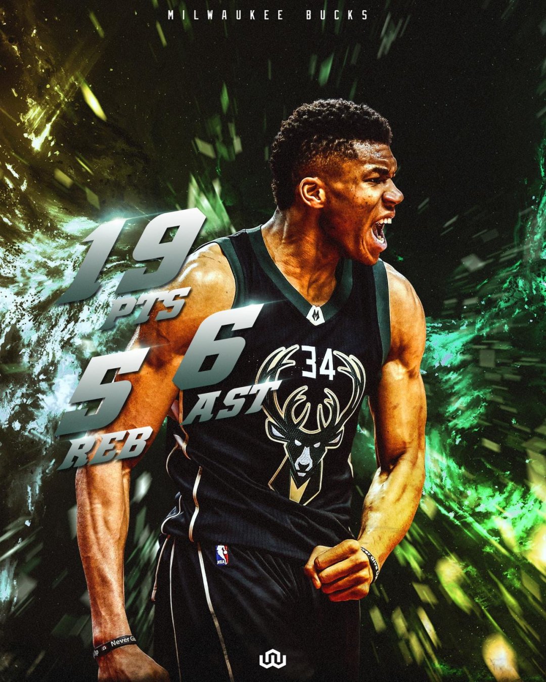 胡尔克完成职业生涯500球里程碑，球迷打出巨型TIFO致敬（胡尔克生涯500球达成，球迷以巨幅TIFO致敬）